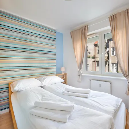 Majkowskiego, Sun & Snow *